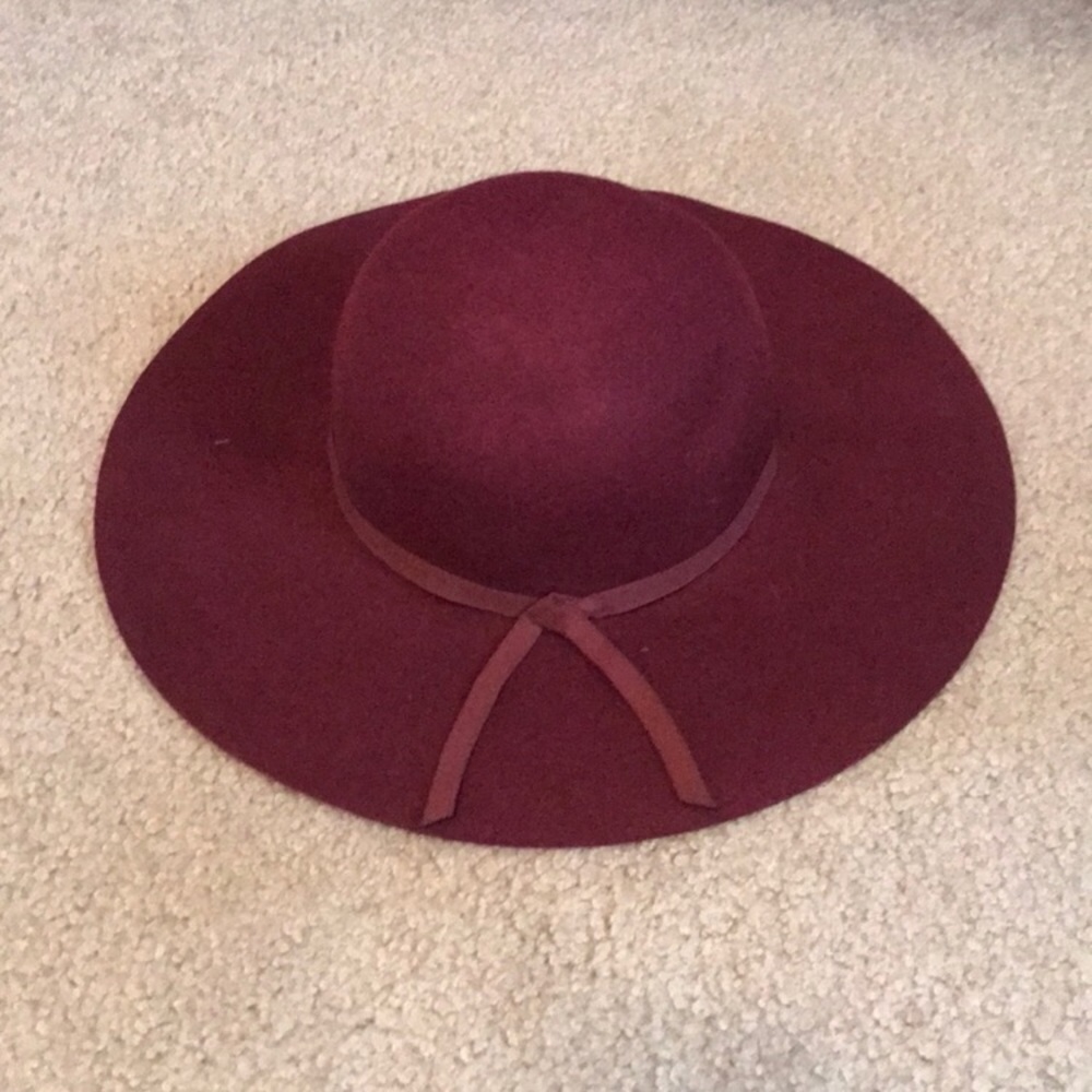 Old Navy Maroon Wool Hat